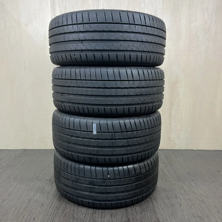 MICHELIN PILOT SPORT 4 Шина 235/40 R18 артикул 191T40925