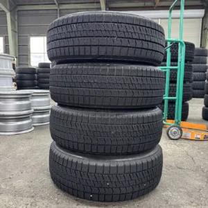 BRIDGESTONE BLIZZAK VRX2 Tyre 195/60 R16 Item number 274T40925