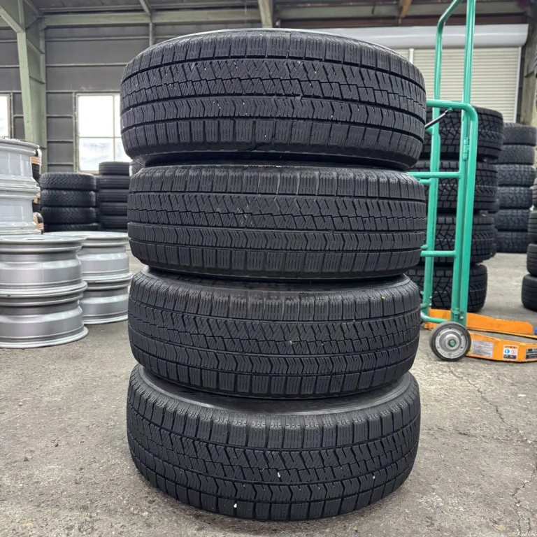 BRIDGESTONE BLIZZAK VRX2 Tyre 195/60 R16 Item number 274T40925
