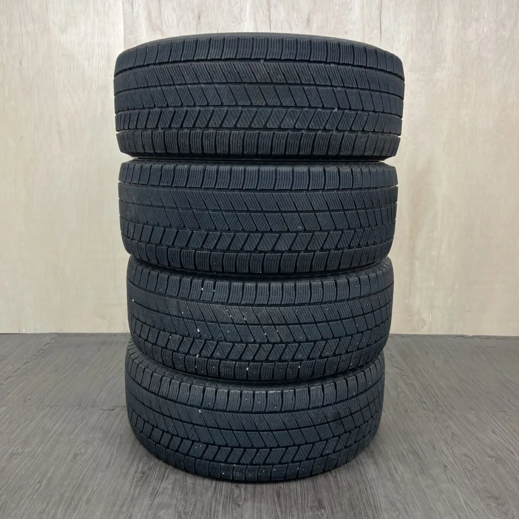 BRIDGESTONE BLIZZAK VRX3 Tyre 215/55 R16 Item number 416T40925