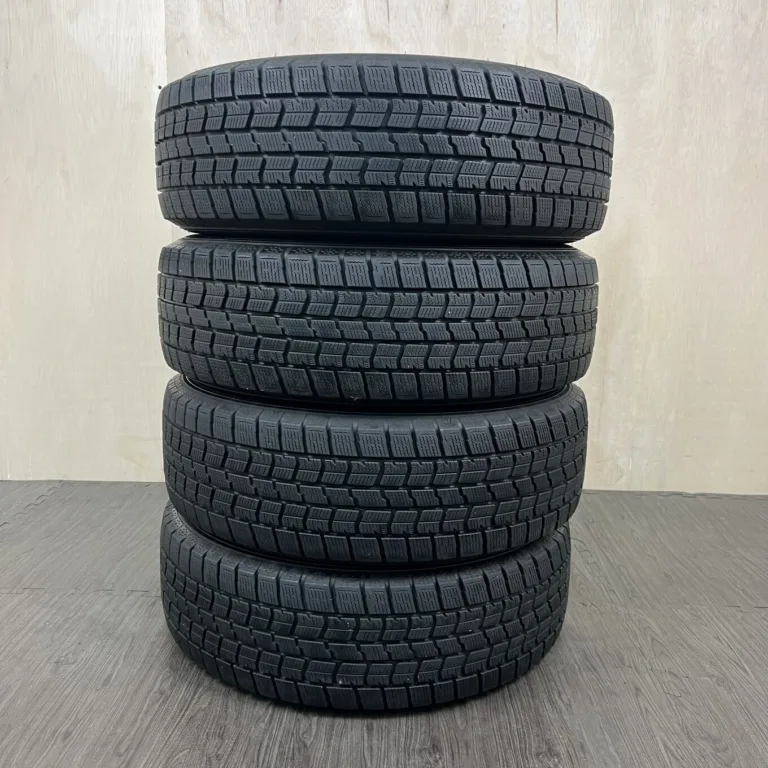 中古 GOODYEAR ICE NAVI 7 冬用タイヤ 195/65R16 #465T40925の実物写真（1枚目）