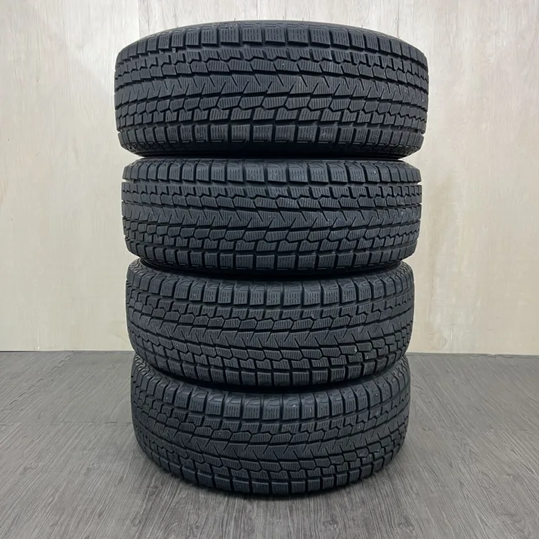 中古 YOKOHAMA ICE GUARD G075 冬用タイヤ 225/60R17 #492T40925の実物写真（1枚目）