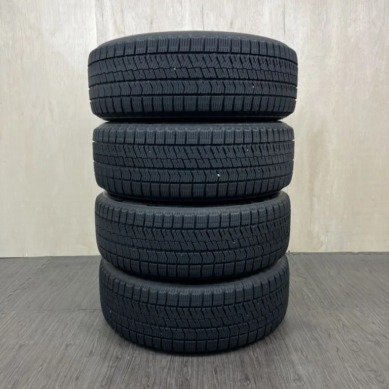 BRIDGESTONE BLIZZAK VRX2 Шина 215/60 R16 артикул 506T40925