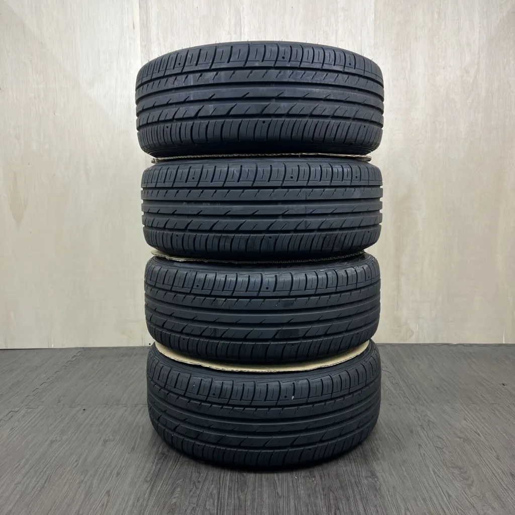 中古 FALKEN ZEIX ZE914 サマータイヤ 225/45R18 #524T40925の実物写真（1枚目）