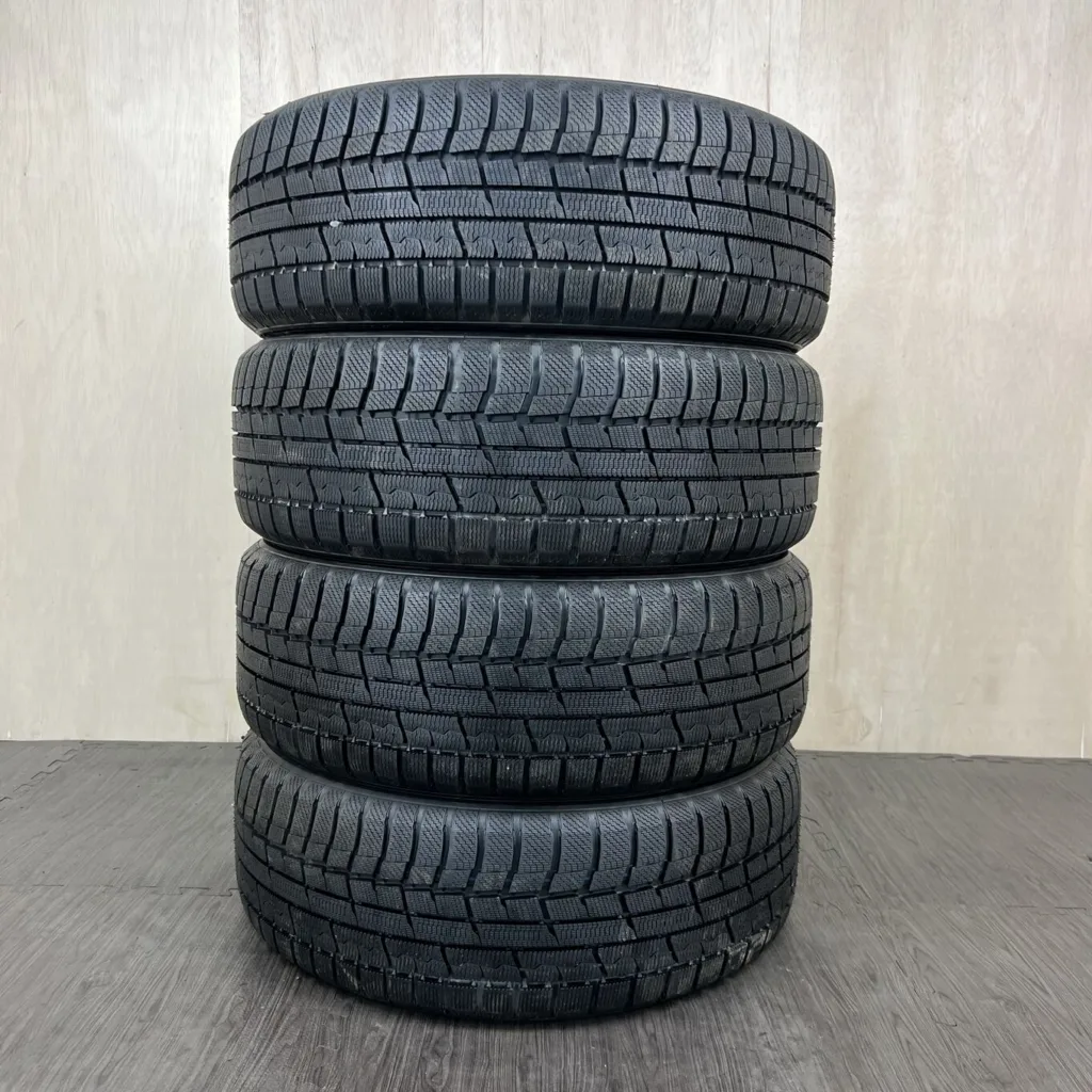 TOYO TRANPATH TX Tyre 215/50 R18 Item number 574T40925