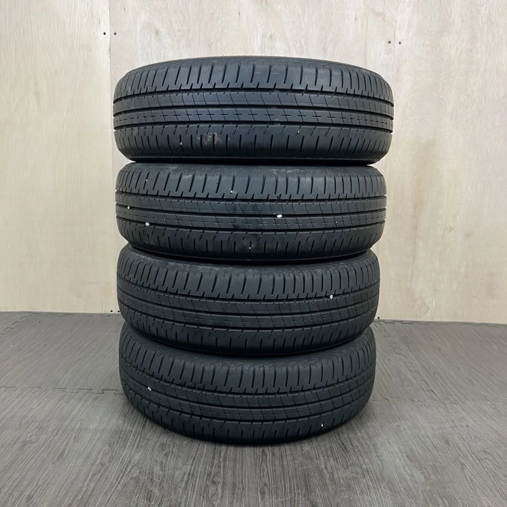 中古 BRIDGESTONE ECOPIA NH200 C サマータイヤ 175/65R15 #0314AT000926の実物写真（1枚目）