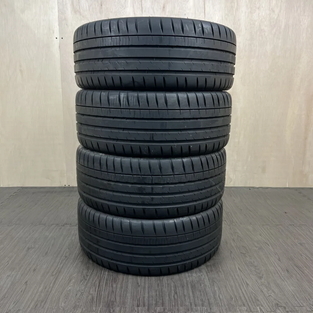 MICHELIN PILPT SPORT 4S Шина 215/35 R18 артикул 10T40426