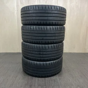 MICHELIN PILPT SPORT 4S Tyre 215/35 R18 Item number 10T40426
