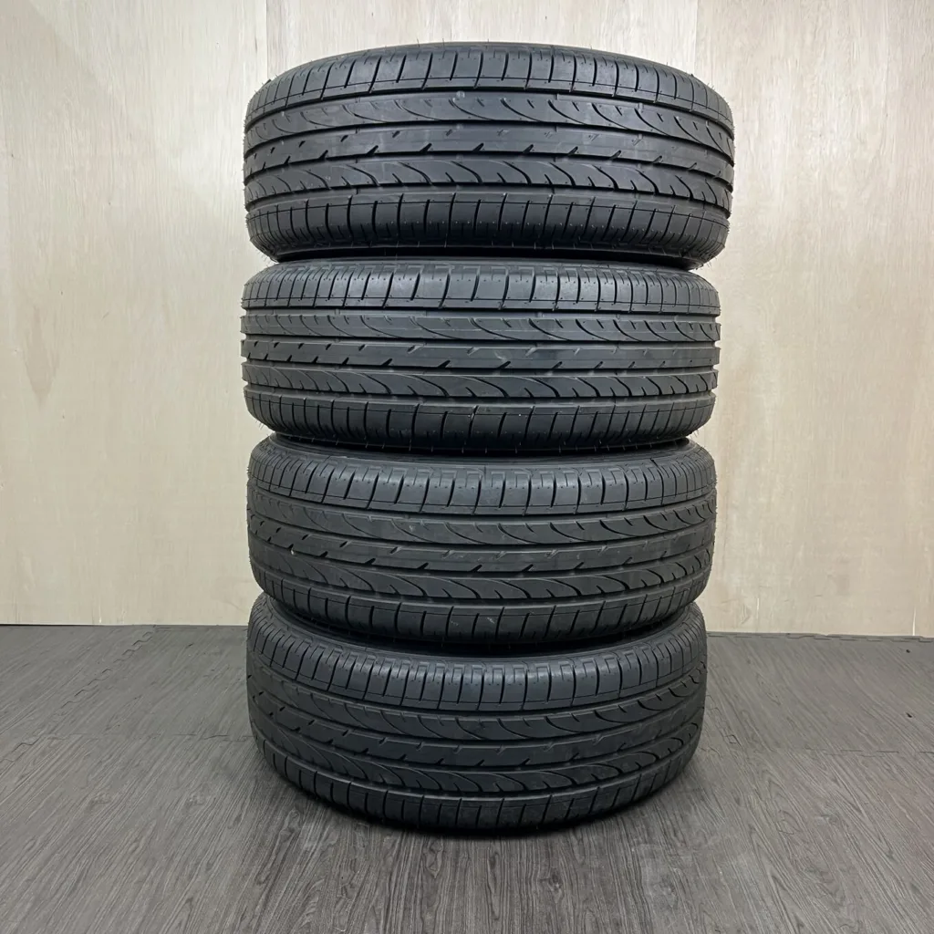 中古 BRIDGESTONE DUELER H/P サマータイヤ 265/60R18 #22T40426の実物写真（1枚目）