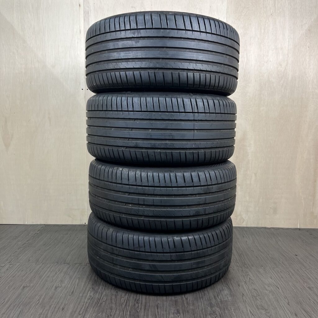 MICHELIN PILOT SPORT 4 SUV Шина 295/45 R19 артикул 30T40426