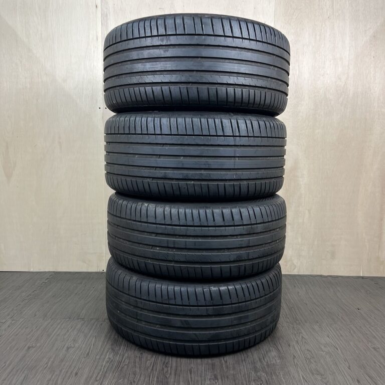 MICHELIN PILOT SPORT 4 SUV Tyre 295/45 R19 Item number 30T40426