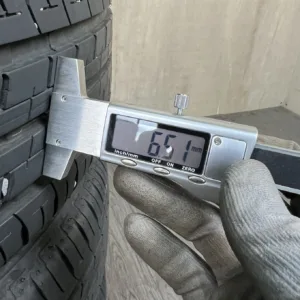 中古 BRIDGESTONE ECOPIA EP150 サマータイヤ 185/55R16 #32T40426の実物写真（1枚目）