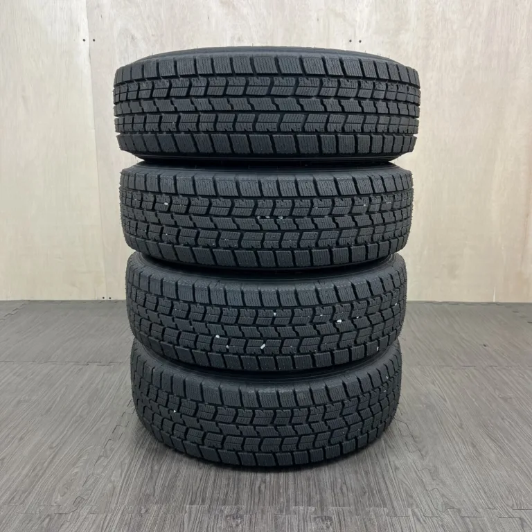 中古 GOODYEAR ICE NAVI 7 冬用タイヤ 175/70R14 #66T40426の実物写真（1枚目）