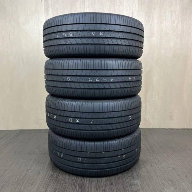 中古 DUNLOP SPORT MAXX O50 LUX サマータイヤ 225/50R18 #71T40426の実物写真（1枚目）