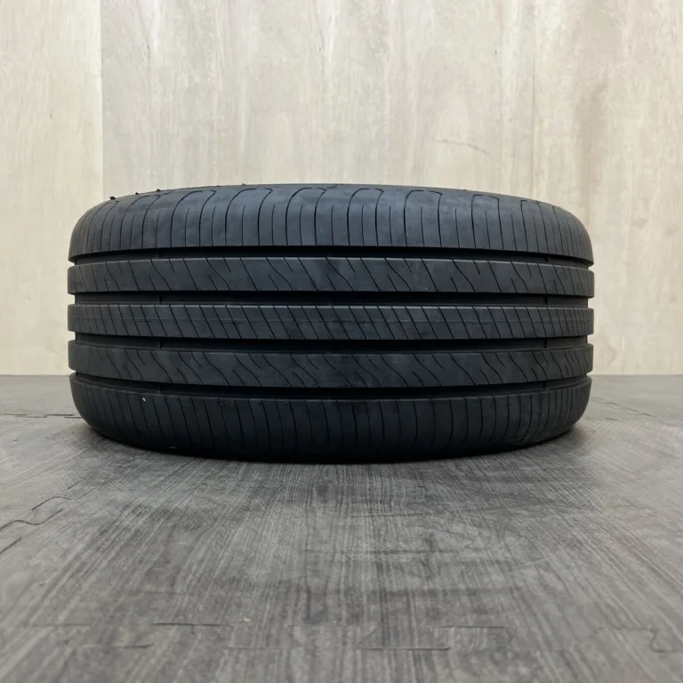 GOODYEAR ASSURANCE COMFORTRED Шина 235/40 R18 артикул 0355AT000926