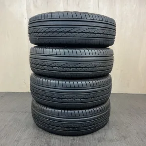 中古 GOODYEAR EAGLE 1 NASCAR サマータイヤ 215/65R16 #0487AT000926の実物写真（1枚目）