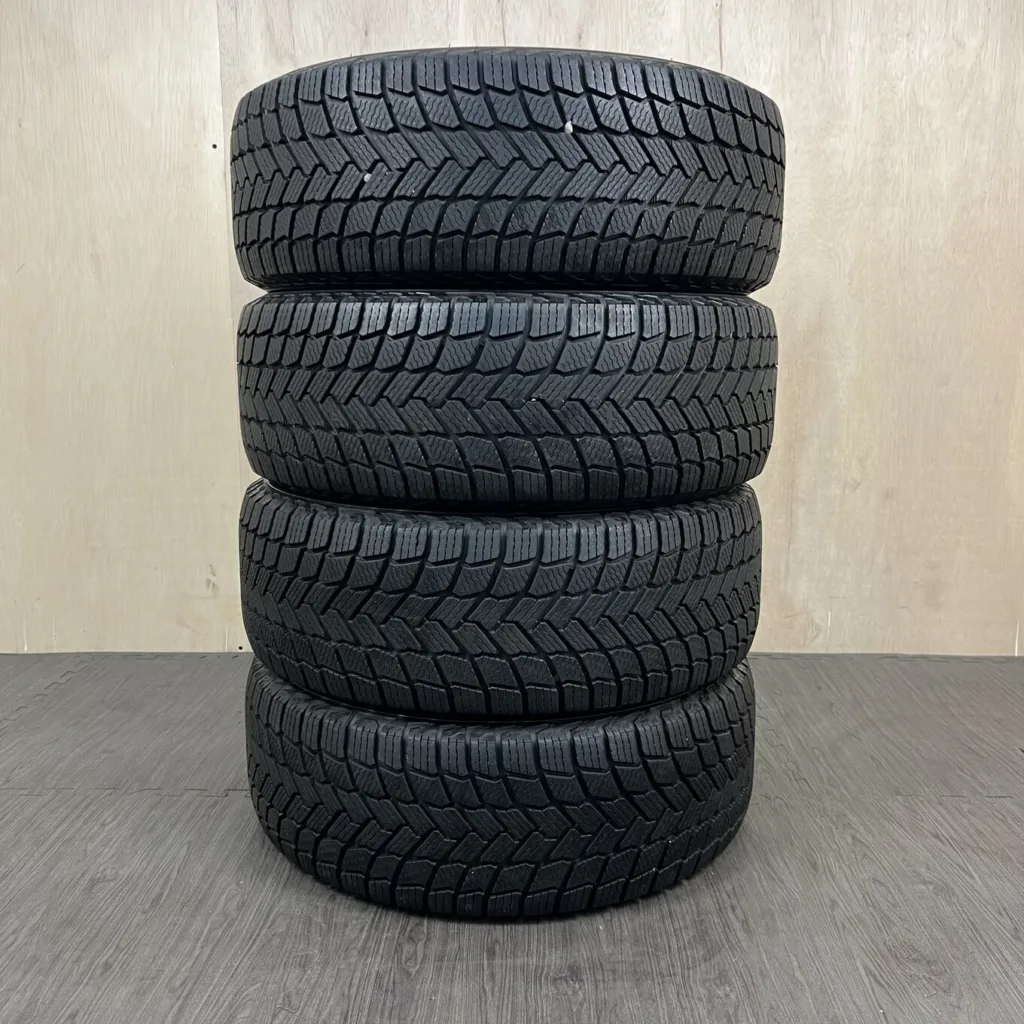 MICHELIN X-ICE SNOW Шина 205/55 R17 артикул 0452AT000926