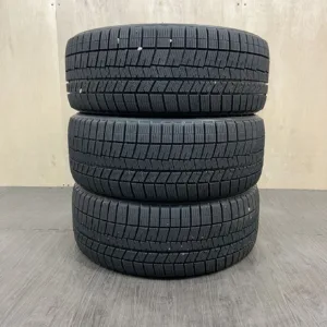 中古 DUNLOP WINTER MAXX 03 冬用タイヤ 215/45R17 #0364AT000926の実物写真(1枚目)