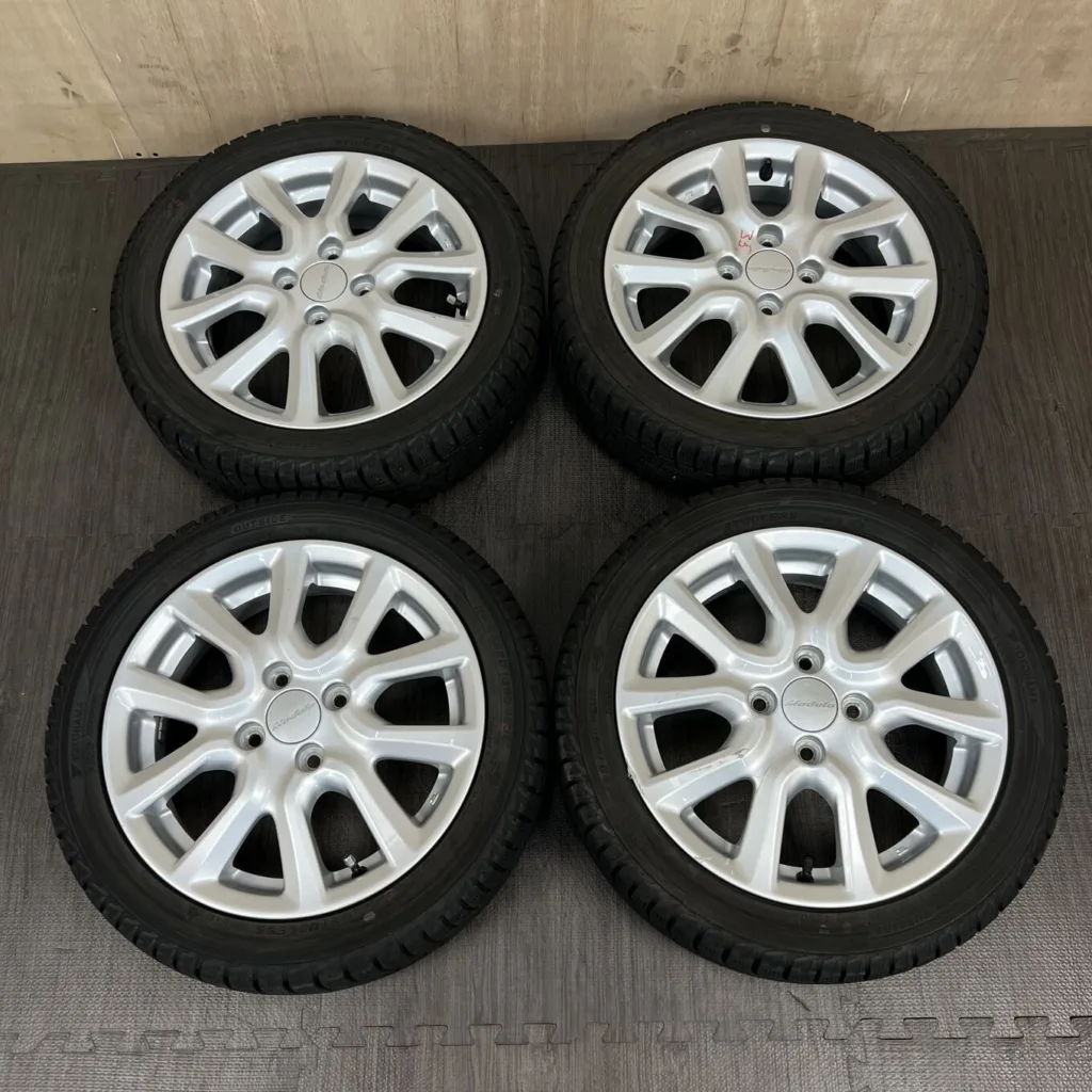 中古 ホンダ MODULO ホイール 15×4.5J PCD 4x100 ET45 #0528AD000926の実物写真（1枚目）