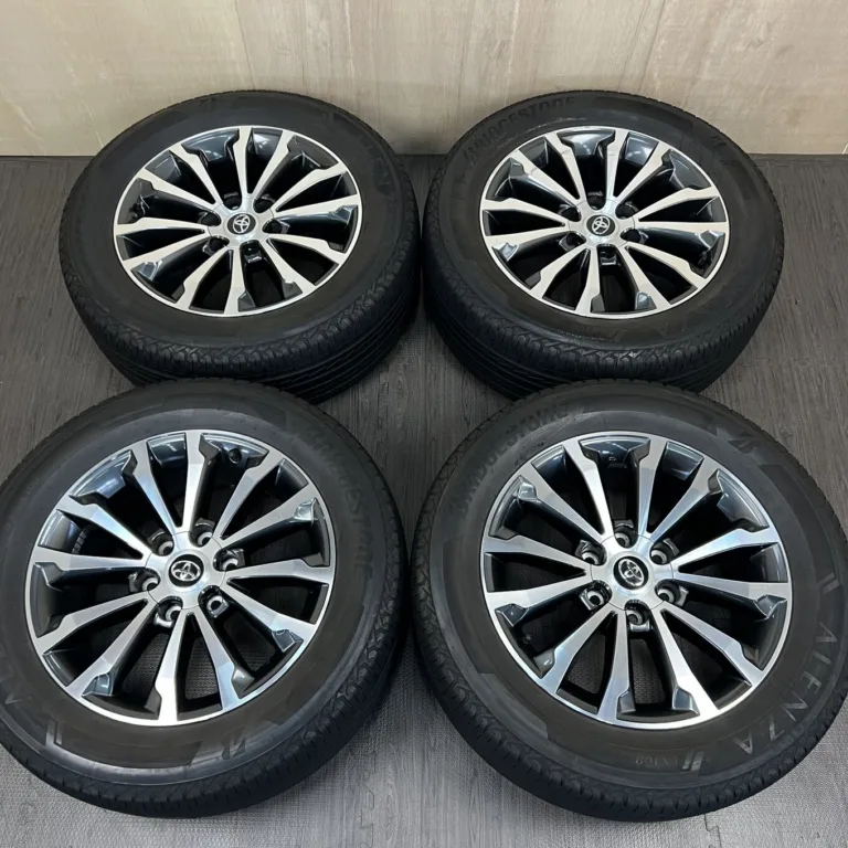 中古 トヨタ LAND CRUISER ホイール 19×7.5J PCD 6x139.7 ET52 #0325AD000926の実物写真（1枚目）