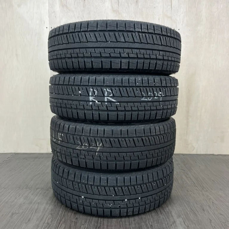 中古 GRIPMAX GRIP ICE X 冬用タイヤ 195/55R16 #590T010925の実物写真（1枚目）