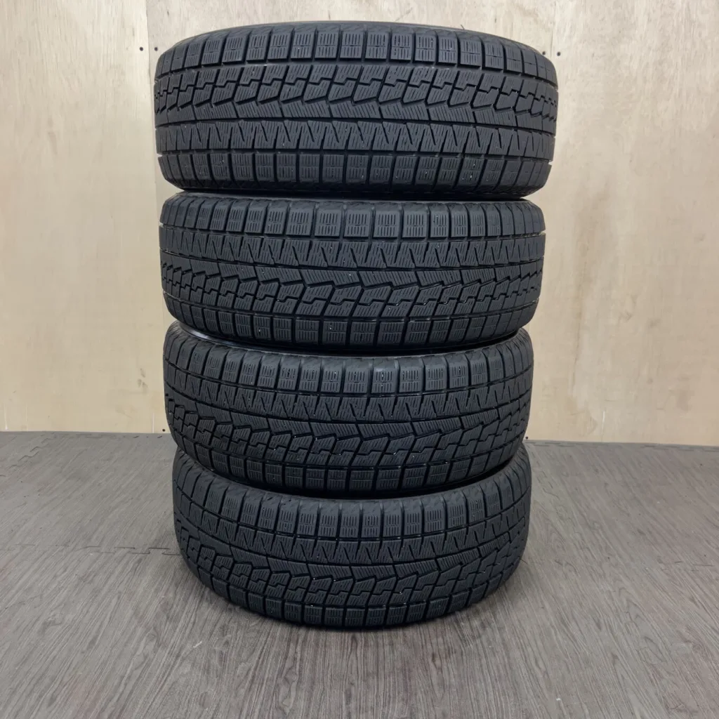 YOKOHAMA ICE GUARD IG70 Tyre 205/55 R16 Item number 0534AT0926