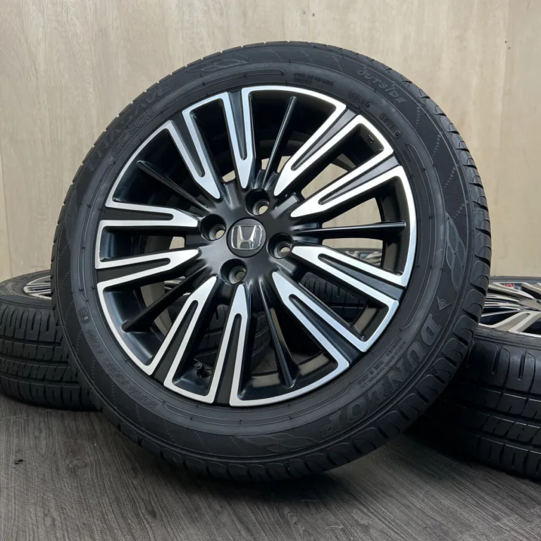 中古 DUNLOP ENASAVE EC204 + ホンダ FIT タイヤ・ホイールセット 195/55R16 · 16×6.0J PCD 4x100 ET50 #0042AS041026の実物写真（1枚目）